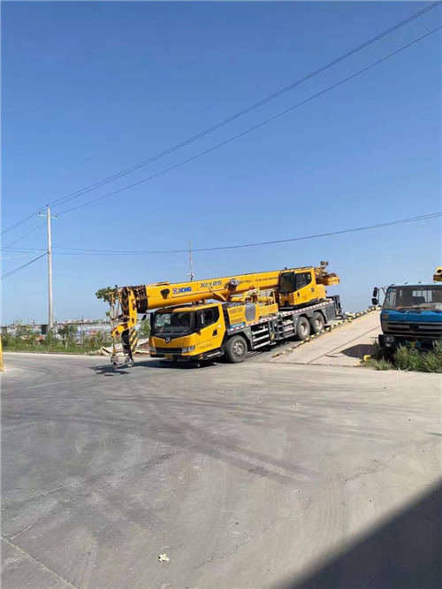 武陵区吊车作业时，可能会产生哪些额外收费项目？