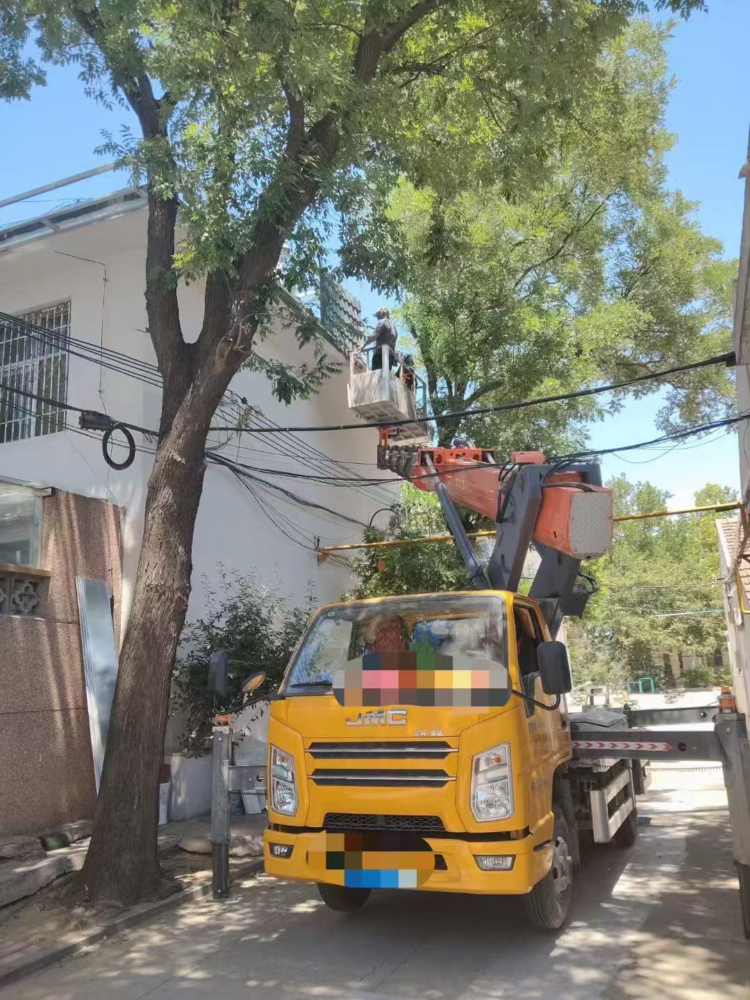 武陵区高空作业车能吊装重物吗？最大承载多少公斤？