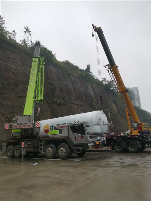 武陵区“不怕风雨冻”—— 吊车的 “恶劣环境适应” 技术